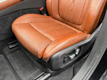 BMW X6 xDrive40i M Sport PANO ACC AHK RFK NAVI H&K