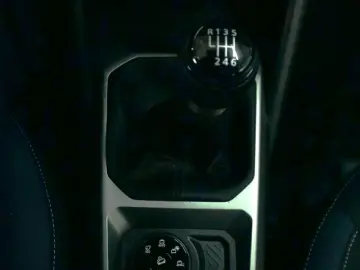 DACIA DUSTER 1.2 TCe MHEV 130CP Journey 4X4