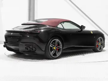 Ferrari Roma Spider