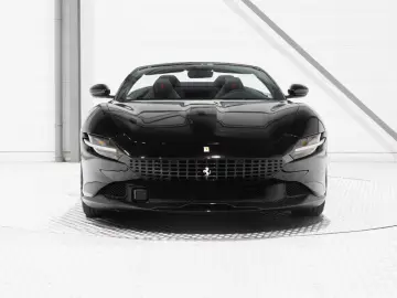 Ferrari Roma Spider