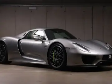 PORSCHE 918 Spyder 643 918