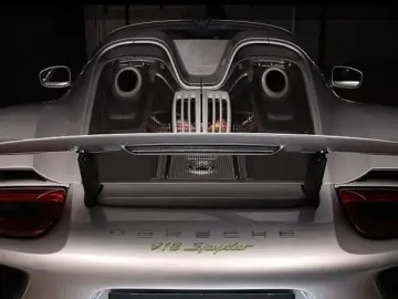 PORSCHE 918 Spyder 643 918