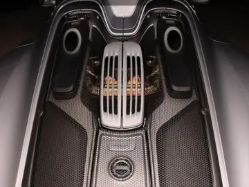 PORSCHE 918 Spyder 643 918