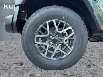 Jeep Wrangler Sahara