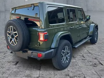 Jeep Wrangler Sahara