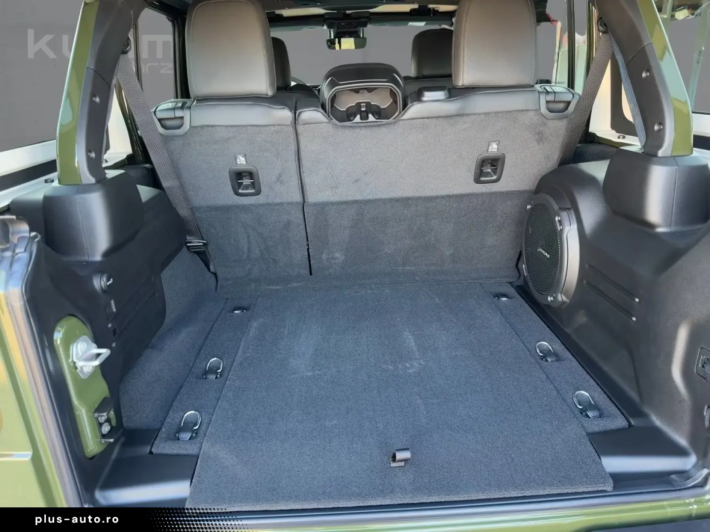 Jeep Wrangler Sahara