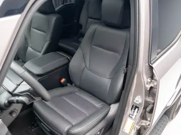 Toyota Land Cruiser Hybrid 2.4 Turbo – 326 CP – Full 4WD