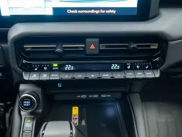 Toyota Land Cruiser Hybrid 2.4 Turbo – 326 CP – Full 4WD