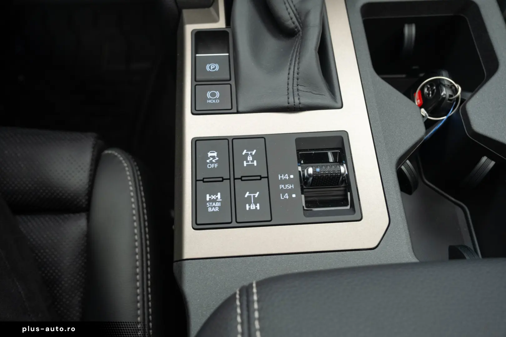 Toyota Land Cruiser Hybrid 2.4 Turbo – 326 CP – Full 4WD