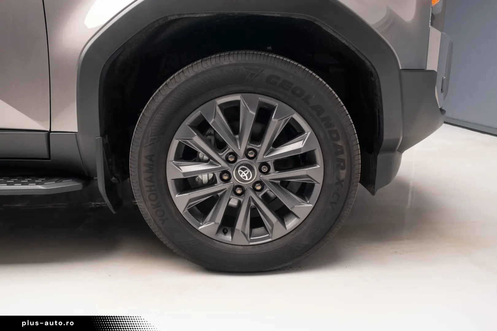 Toyota Land Cruiser Hybrid 2.4 Turbo – 326 CP – Full 4WD