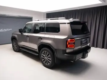 Toyota Land Cruiser Hybrid 2.4 Turbo – 326 CP – Full 4WD