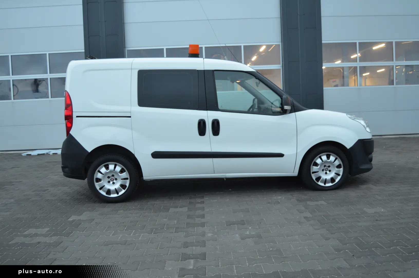Doblo 1.3 Multi Jet  90 Hp  Cargo  Credit  TVA inclus