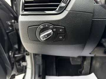 BMW X1 18d    AUTOMAT    NAVIGATIE