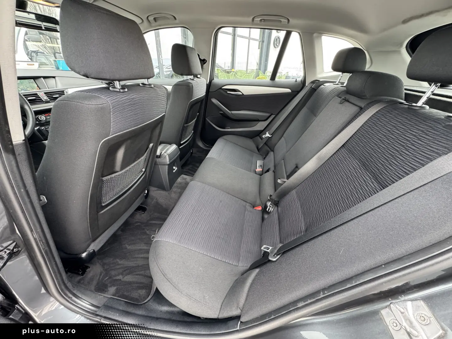 BMW X1 18d    AUTOMAT    NAVIGATIE