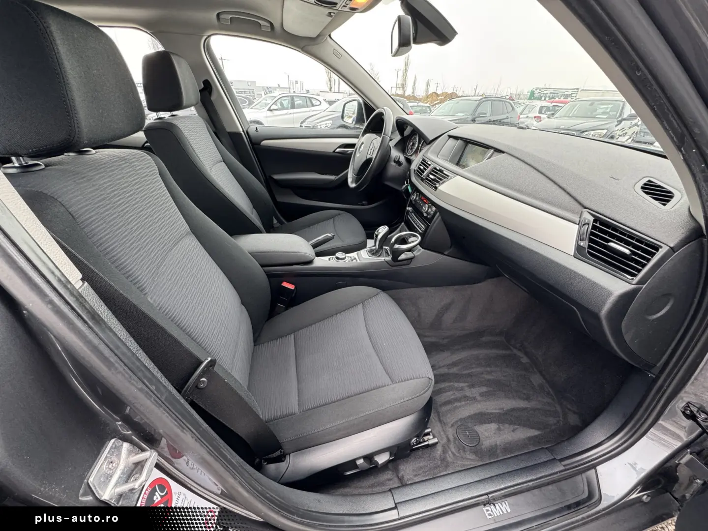 BMW X1 18d    AUTOMAT    NAVIGATIE