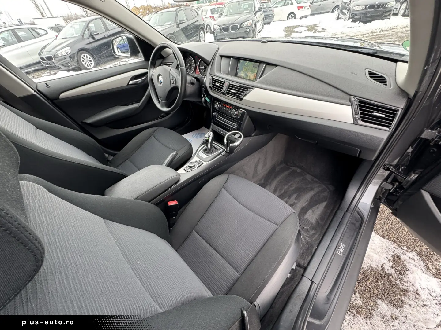 BMW X1 18d    AUTOMAT    NAVIGATIE