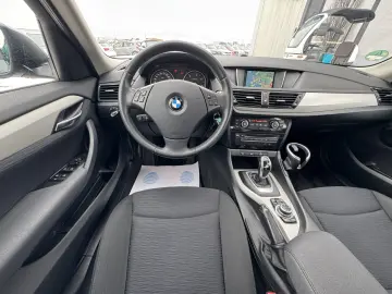 BMW X1 18d    AUTOMAT    NAVIGATIE
