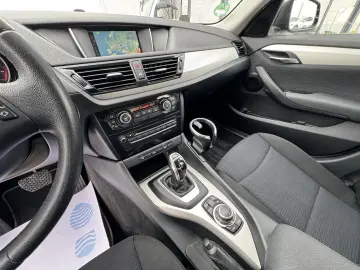 BMW X1 18d    AUTOMAT    NAVIGATIE