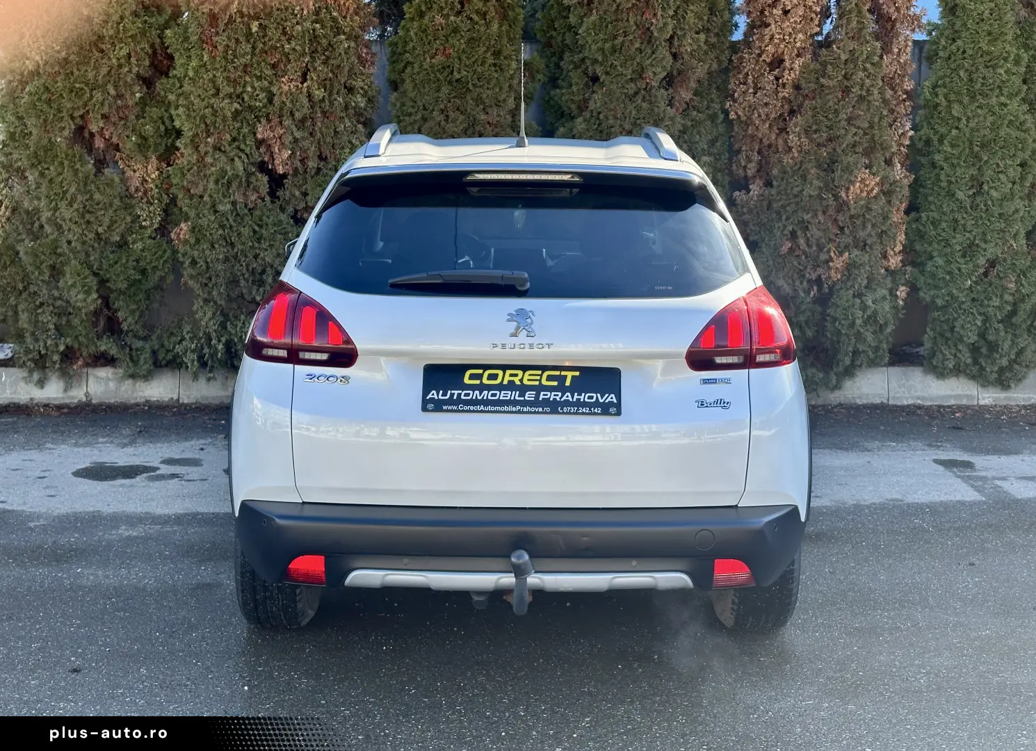 Peugeot 2008   2017   83.000KM   AUTOMAT   RATE   GARANTIE