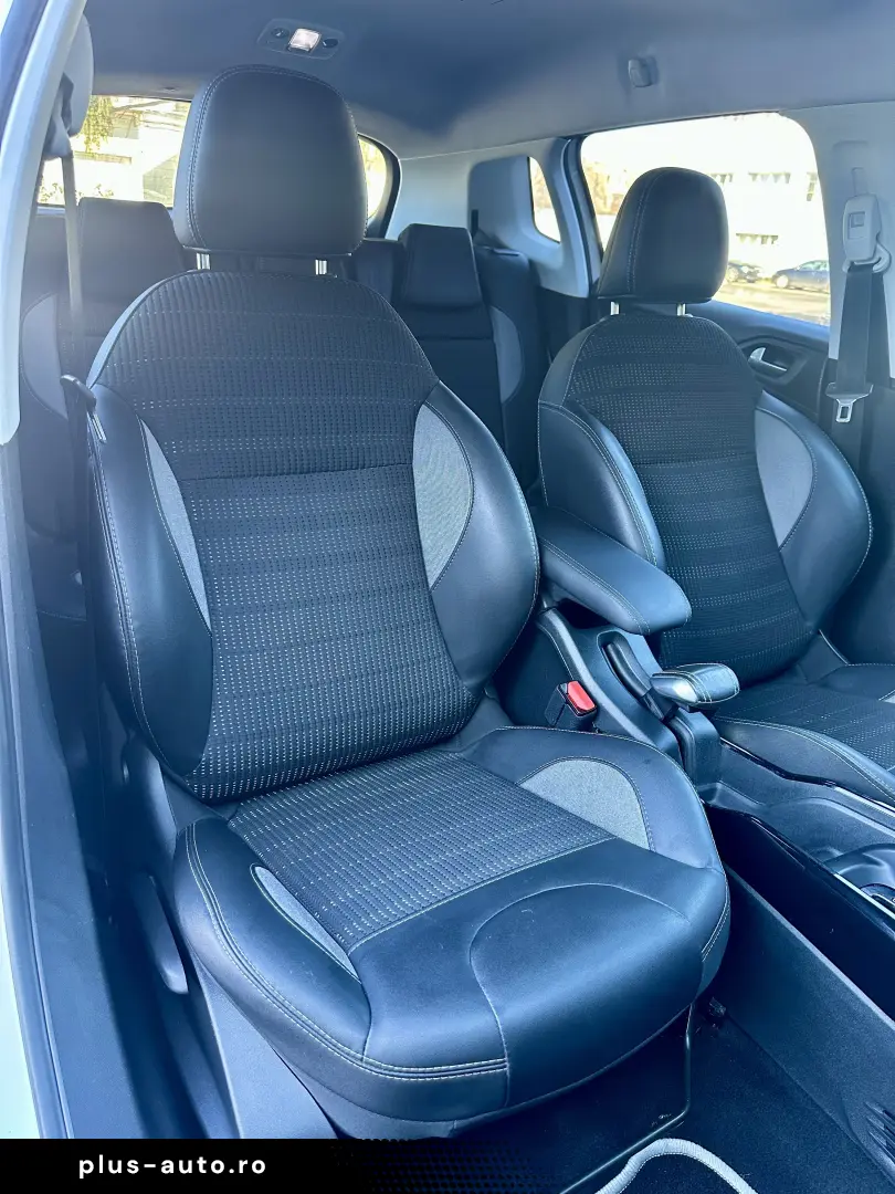 Peugeot 2008   2017   83.000KM   AUTOMAT   RATE   GARANTIE