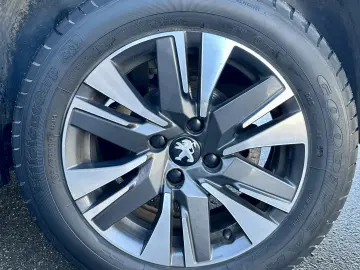 Peugeot 2008   2017   83.000KM   AUTOMAT   RATE   GARANTIE