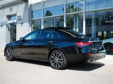 MERCEDES-BENZ E 220 d Lim. Avantgarde 9G PANO LED MBUX NIGHT