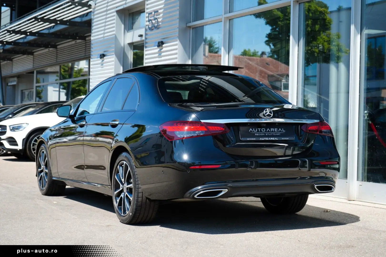 MERCEDES-BENZ E 220 d Lim. Avantgarde 9G PANO LED MBUX NIGHT