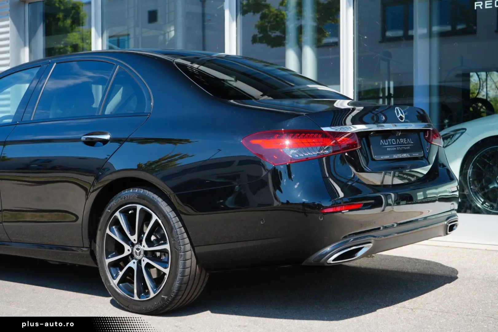 MERCEDES-BENZ E 220 d Lim. Avantgarde 9G PANO LED MBUX NIGHT