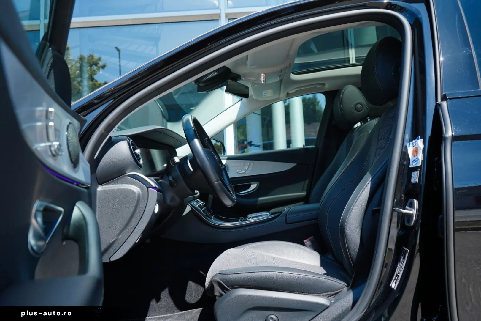 MERCEDES-BENZ E 220 d Lim. Avantgarde 9G PANO LED MBUX NIGHT