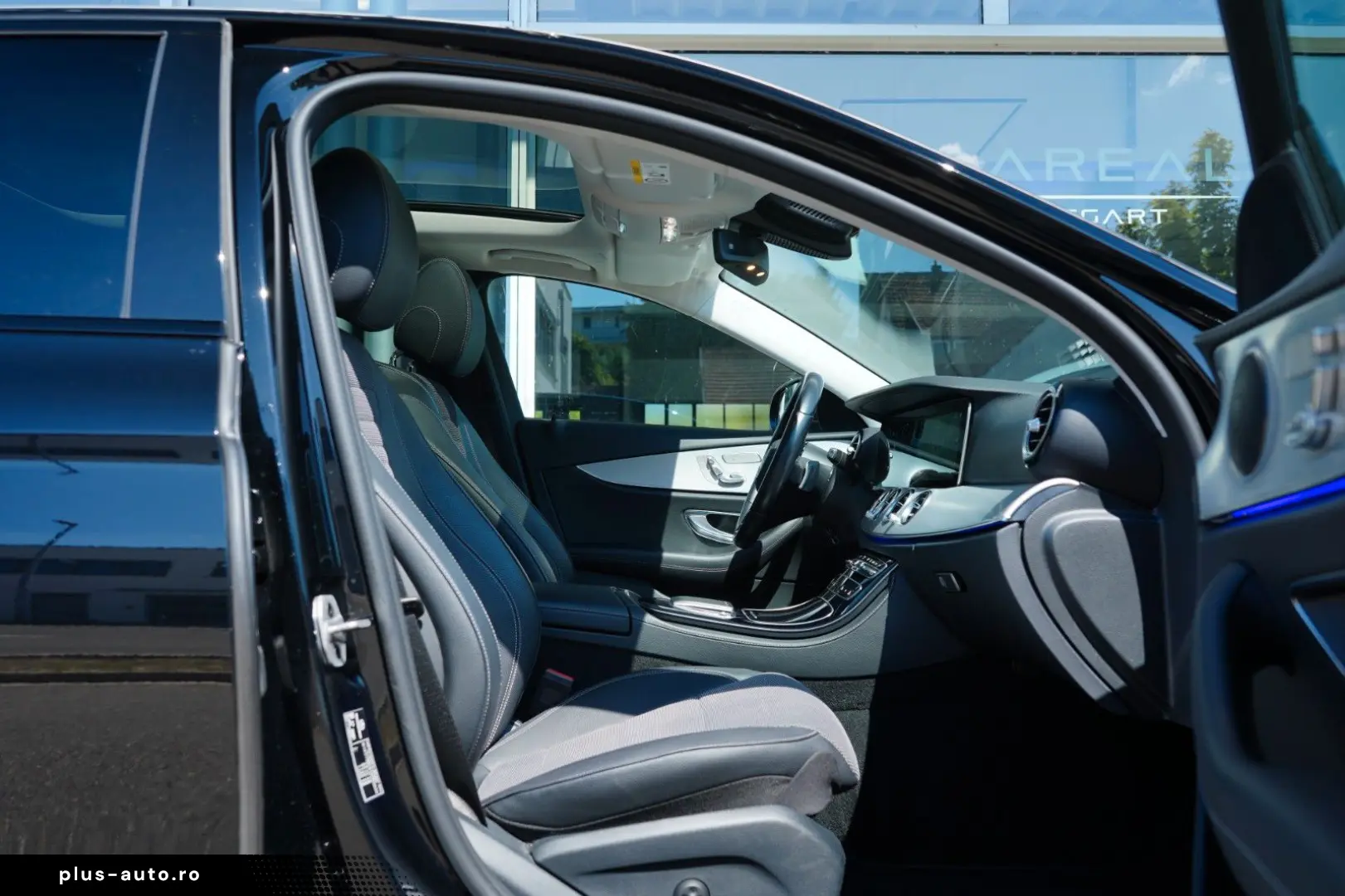 MERCEDES-BENZ E 220 d Lim. Avantgarde 9G PANO LED MBUX NIGHT