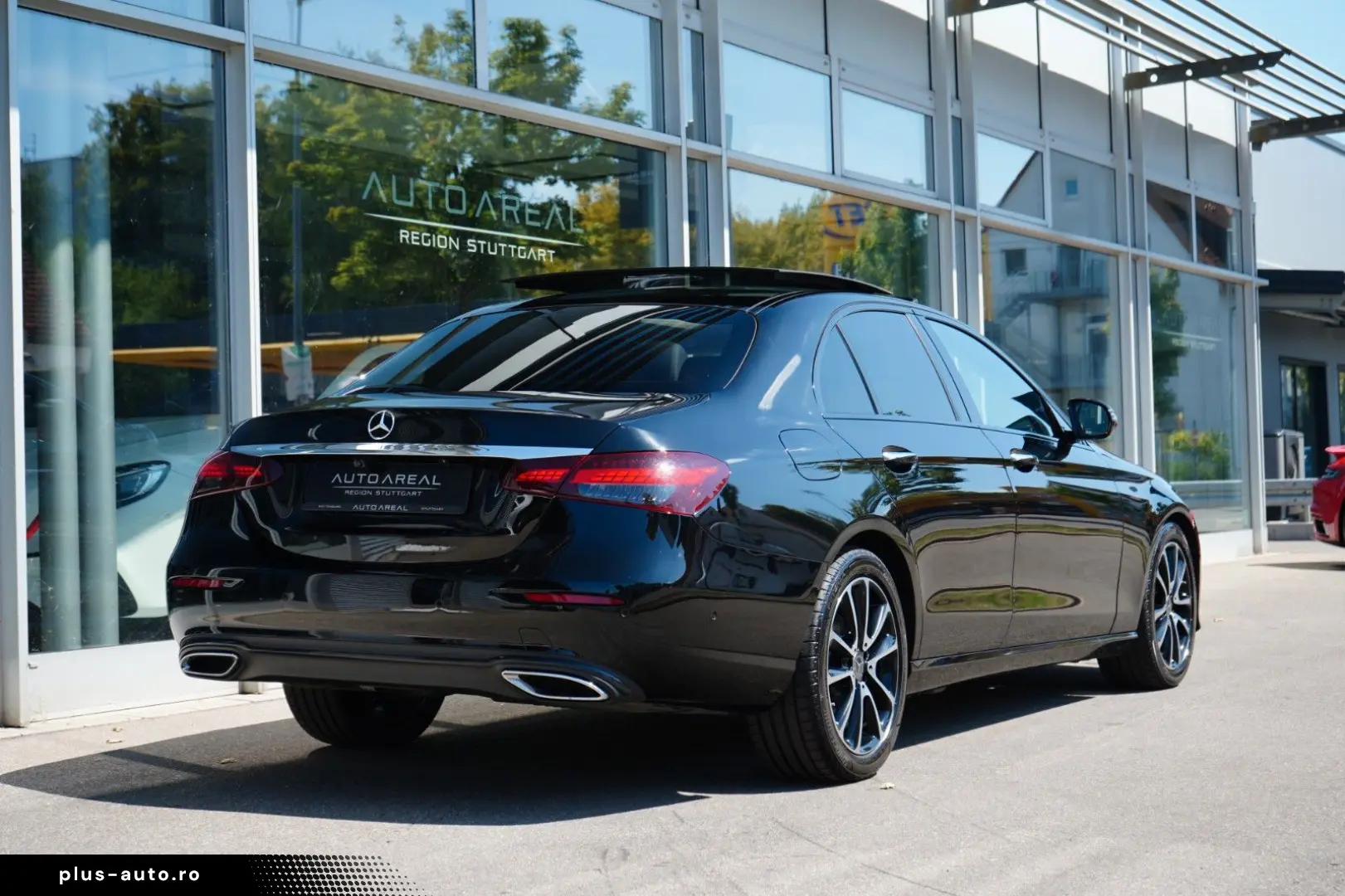 MERCEDES-BENZ E 220 d Lim. Avantgarde 9G PANO LED MBUX NIGHT