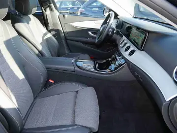 MERCEDES-BENZ E 220 d Avantgarde Rückfahrkamera DAB &hellip;