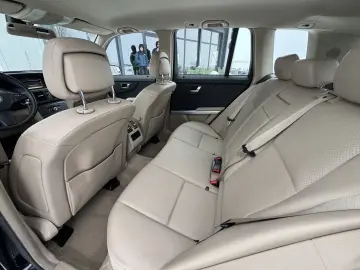 MERCEDES-BENZ GLK 220 CDI    AUTOMAT