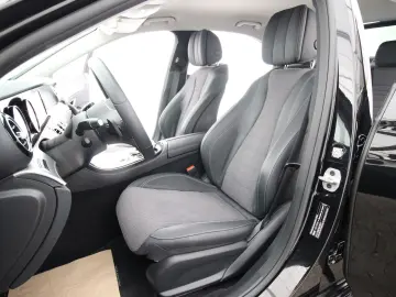 MERCEDES-BENZ E 220 d Avantgarde NAVI LED KAMERA STA&hellip;