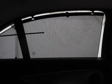 MERCEDES-BENZ E 220 d Avantgarde NAVI LED KAMERA STA&hellip;