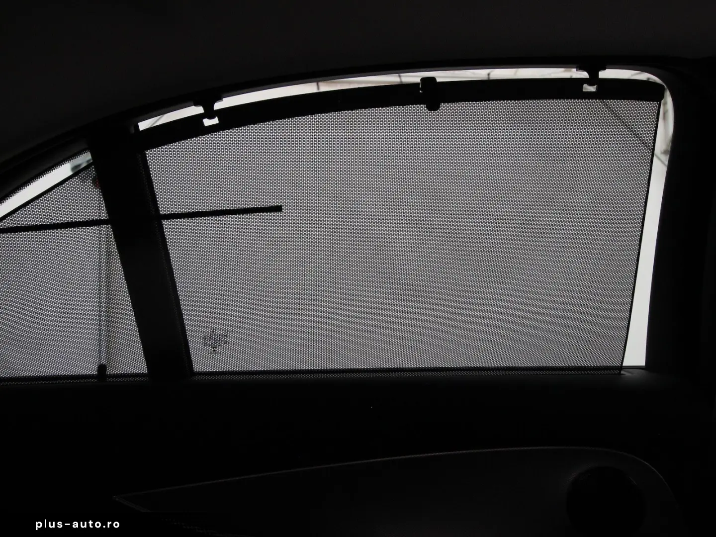 MERCEDES-BENZ E 220 d Avantgarde NAVI LED KAMERA STA&hellip;