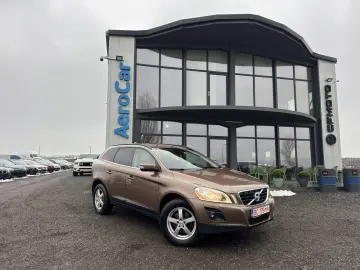 VOLVO XC60 MOMENTUN
