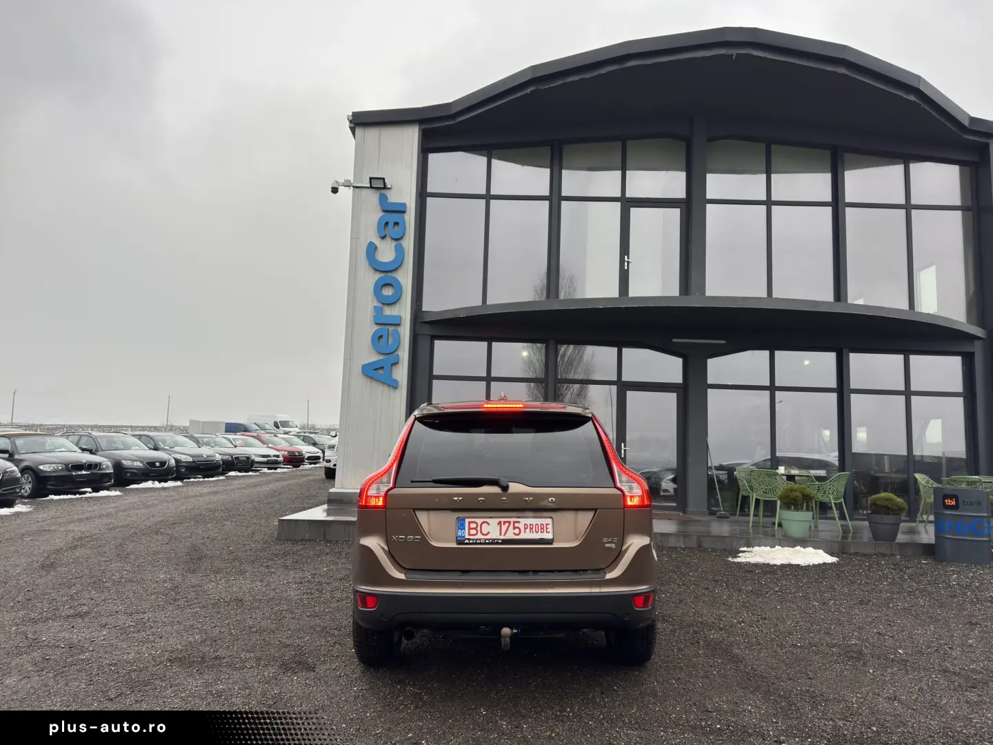 VOLVO XC60 MOMENTUN