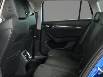 SKODA Octavia 2.0 TDI Scout 4x4 DSG  MATRIX HUD NAVI