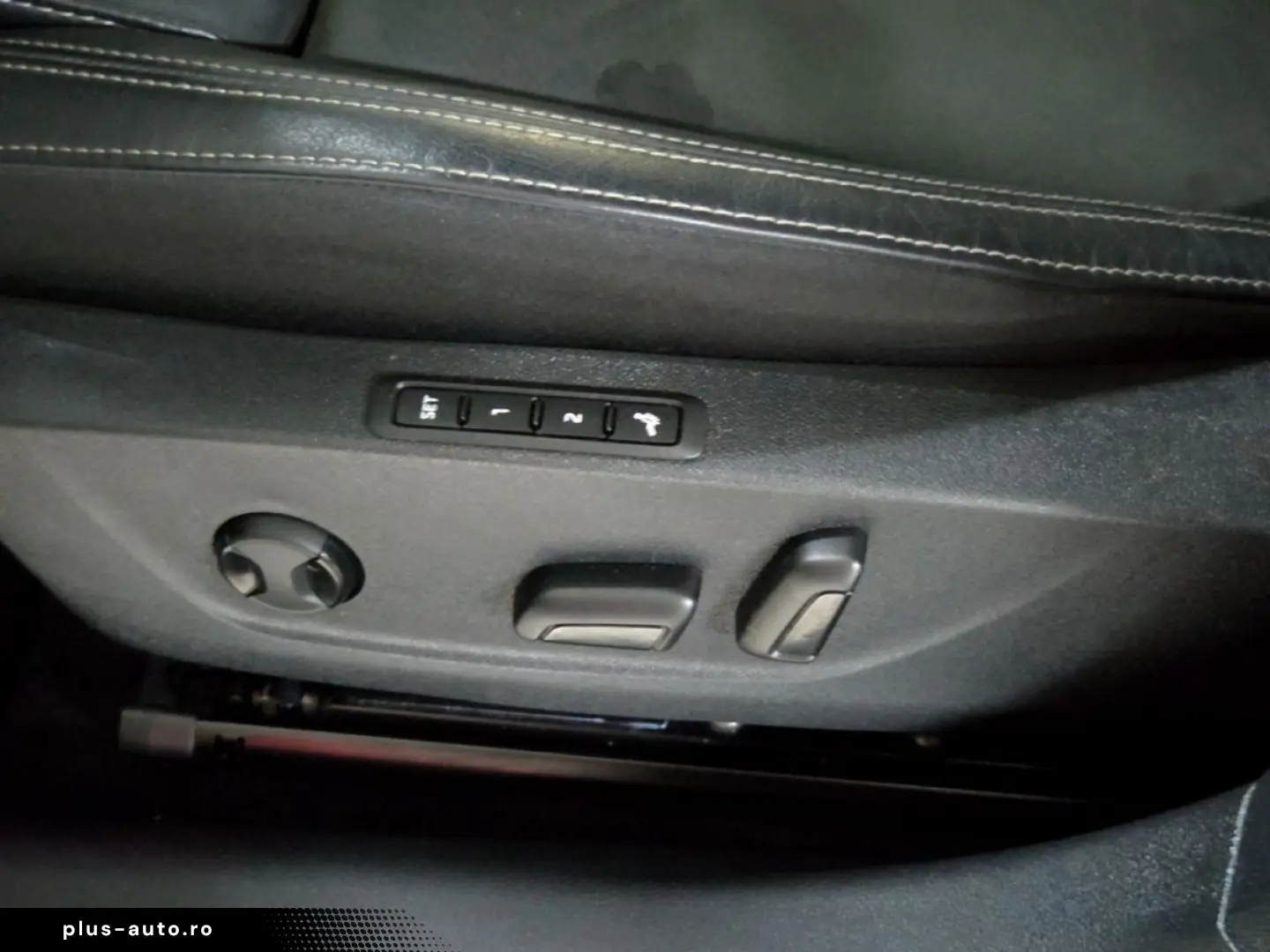 SKODA Octavia 2.0 TDI Scout 4x4 DSG  MATRIX HUD NAVI