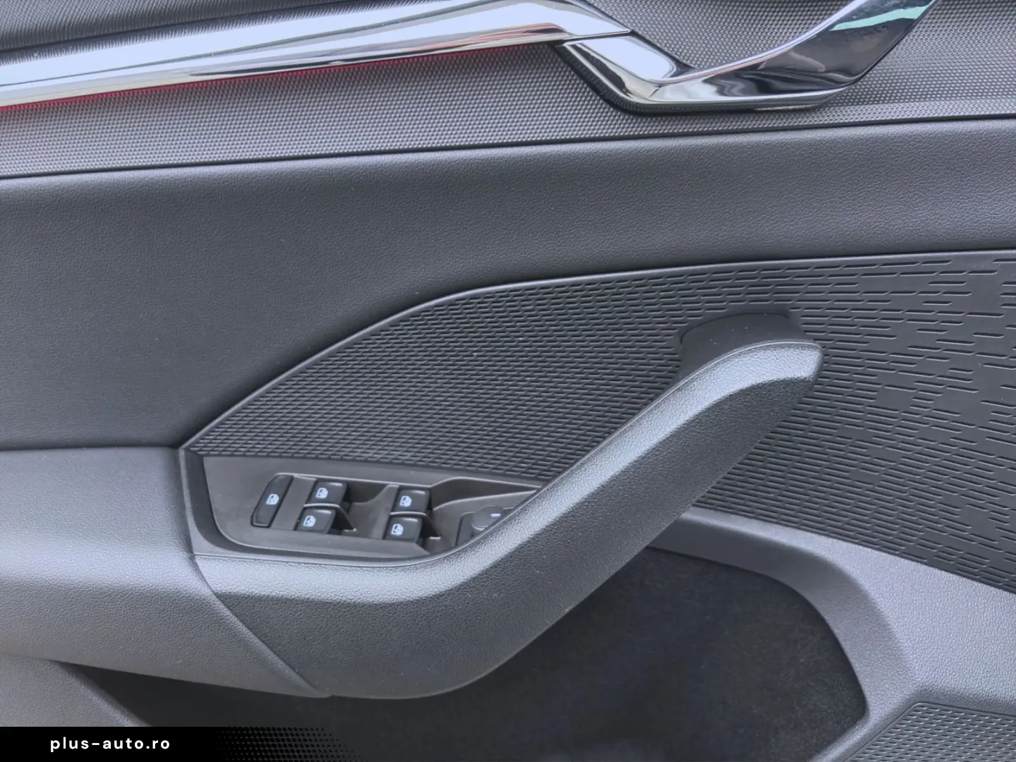 SKODA Octavia Combi 2.0 TDI DSG 4x4 SCOUT AHK NAVI HuD