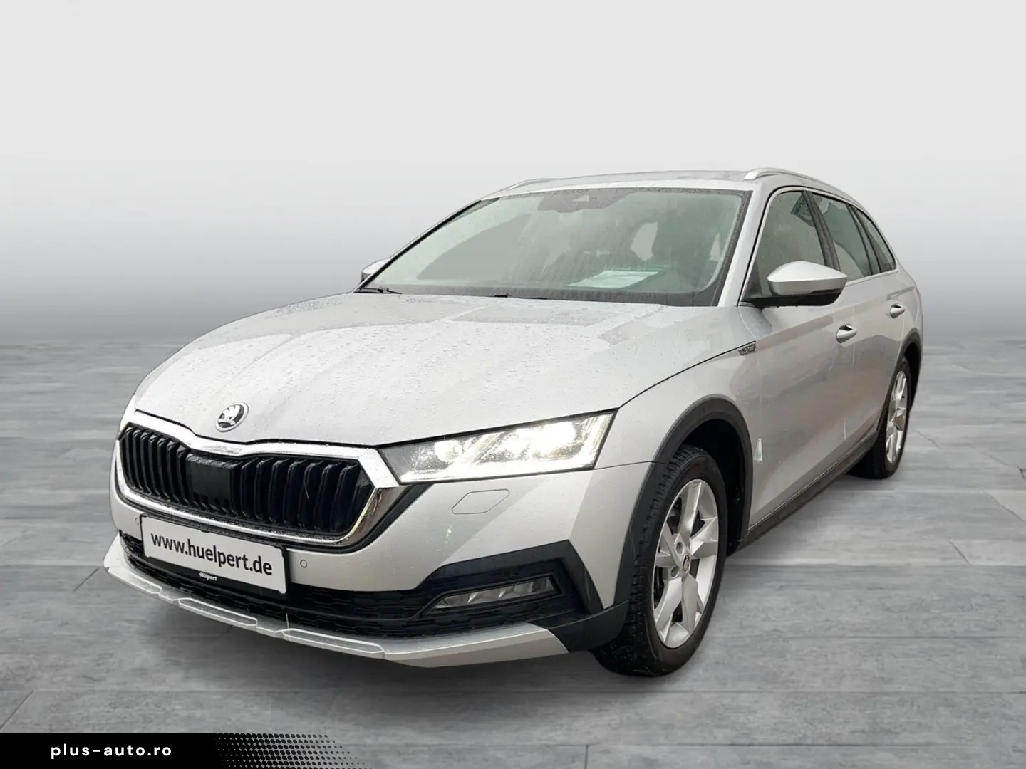 SKODA Octavia Combi 2.0 SCOUT 4X4 LM18 MATRIX CARPLAY