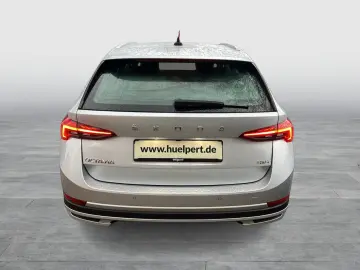 SKODA Octavia Combi 2.0 SCOUT 4X4 LM18 MATRIX CARPLAY