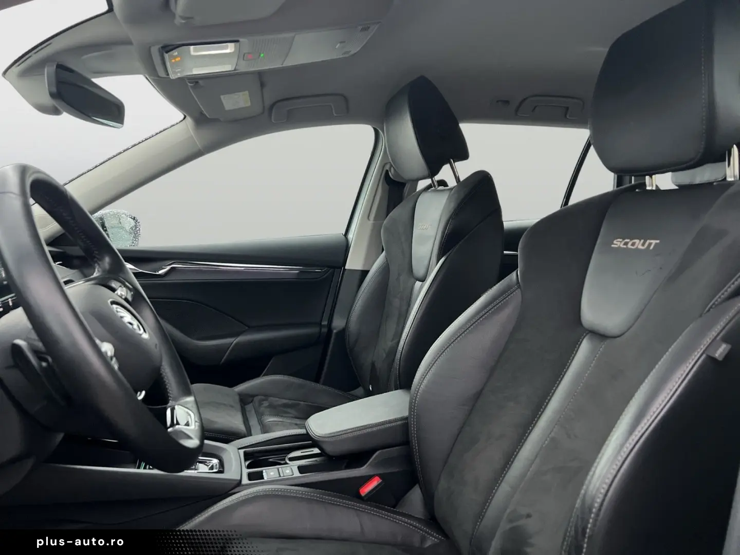 SKODA Octavia Combi 2.0 SCOUT 4X4 LM18 MATRIX CARPLAY