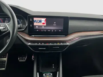 SKODA Octavia Combi 2.0 SCOUT 4X4 LM18 MATRIX CARPLAY