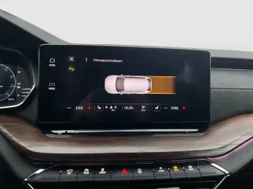 SKODA Octavia Combi 2.0 SCOUT 4X4 LM18 MATRIX CARPLAY