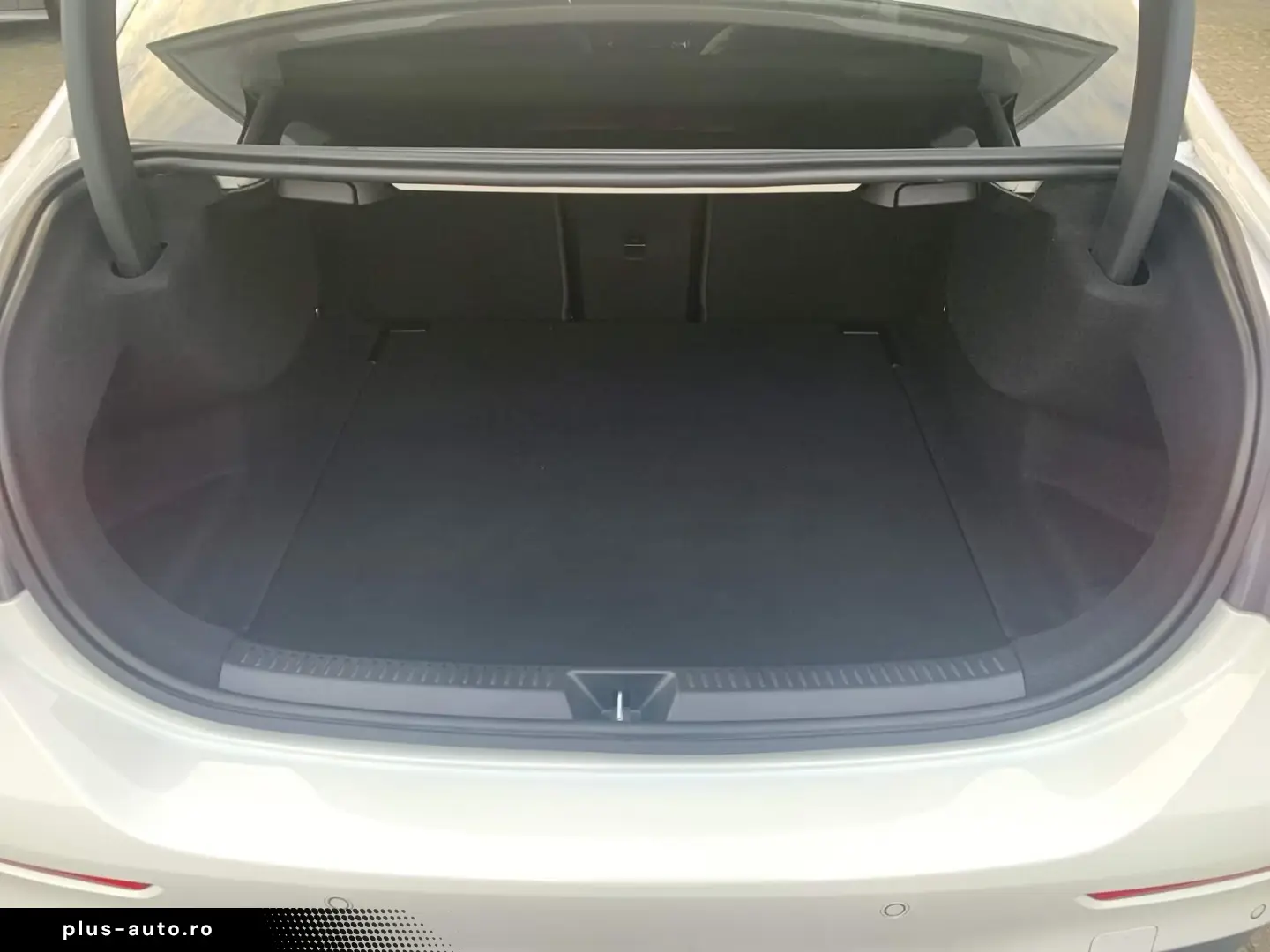 Mercedes-Benz A 220 d Limo AMGPREMIUMPLUS PanoBurmHUD360