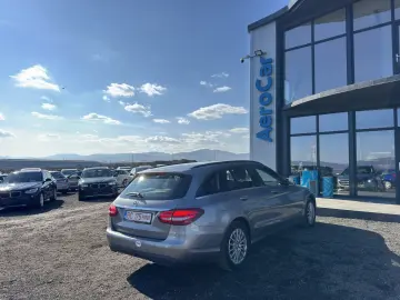 MERCEDES-BENZ C200d    AUTOMAT