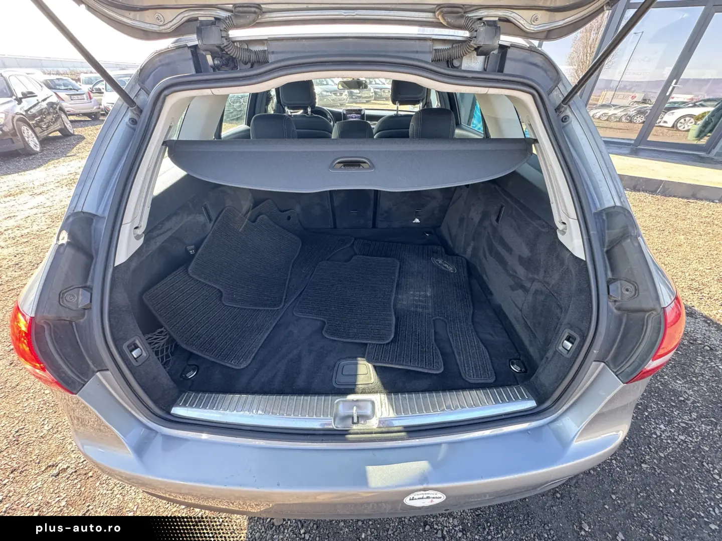 MERCEDES-BENZ C200d    AUTOMAT