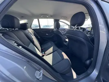 MERCEDES-BENZ C200d    AUTOMAT